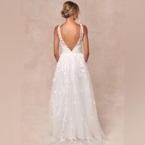 **NEW** Lulus Wedding Dress